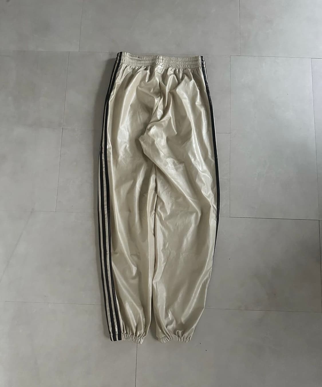 beige leather jogger pants 상품이미지9