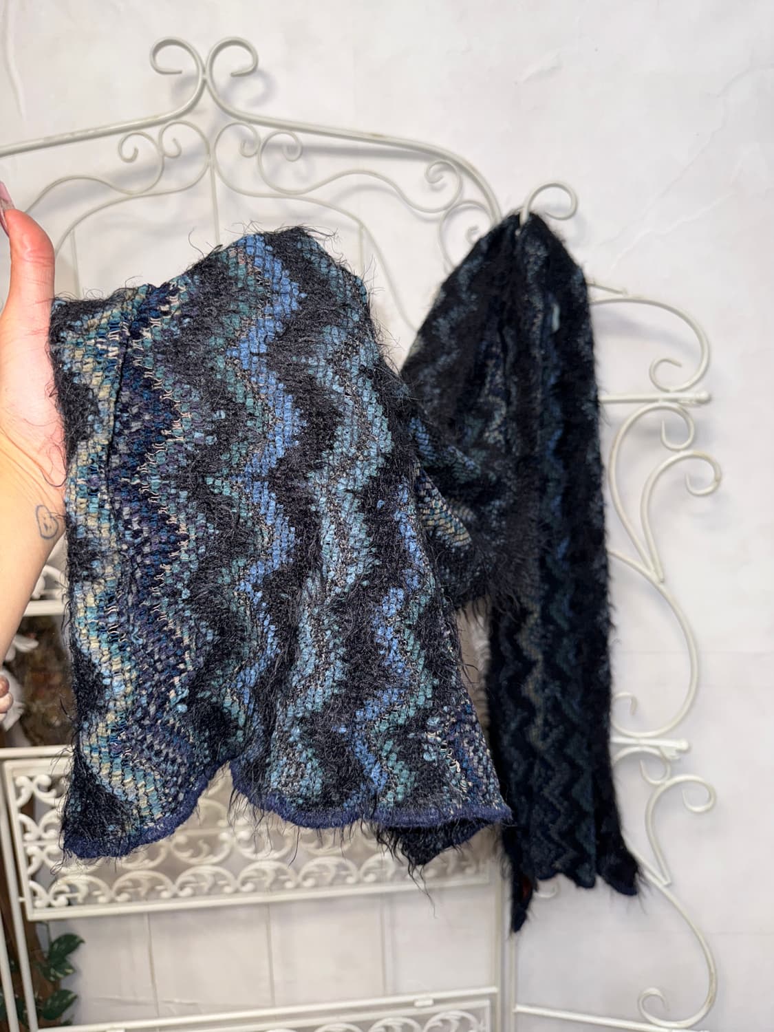 Missoni dark navy grunge fur muffler 상품이미지4
