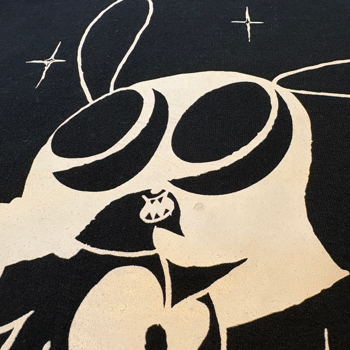 SKOLOCT 아트갱머니 블랙 맨투맨 상품이미지3