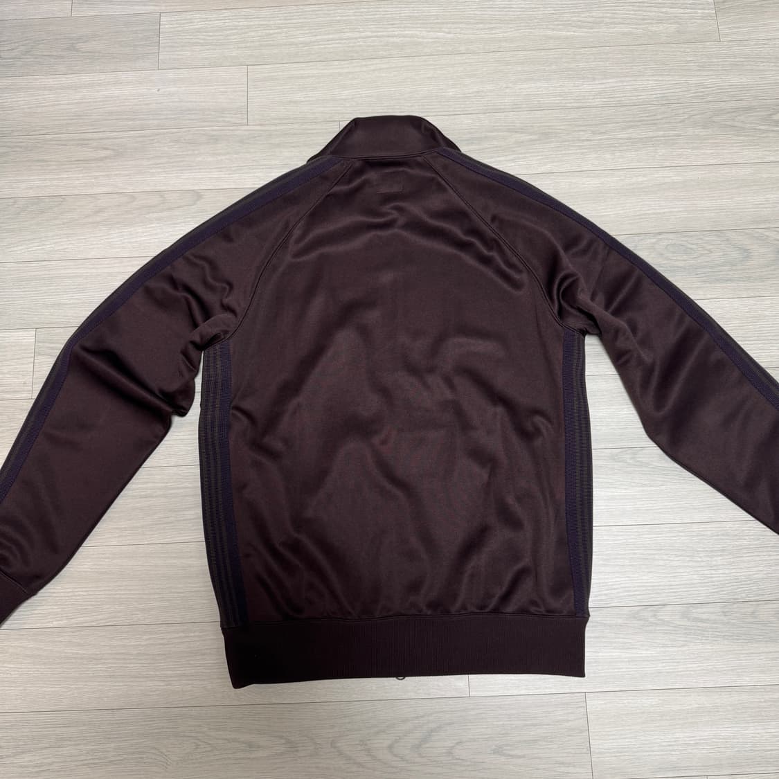 니들스 트랙 자켓 다크브라운 s 상품이미지3