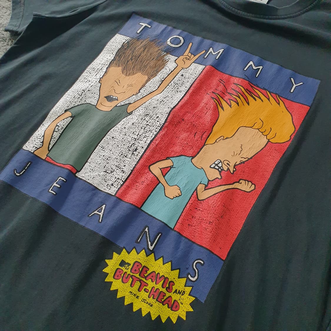 [무료배송] TOMMY JEANS 비비스 앤 버트 헤드 반팔 티셔츠 상품이미지3