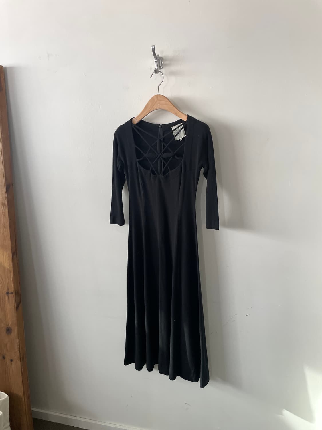 criss-cross strappy neck flare dress 상품이미지1