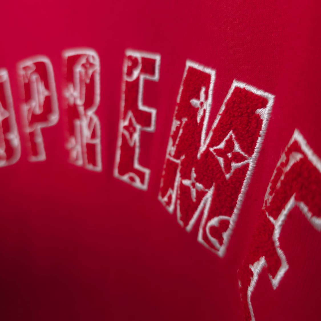 [정품/중고] 루이비통 x 슈프림 맨투맨 상품이미지4