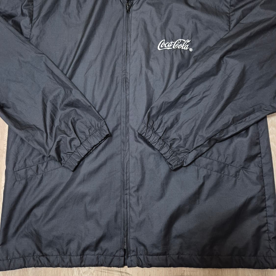 코카콜라 오리지널 로고 바람막이 집업자켓 M(95) 상품이미지3