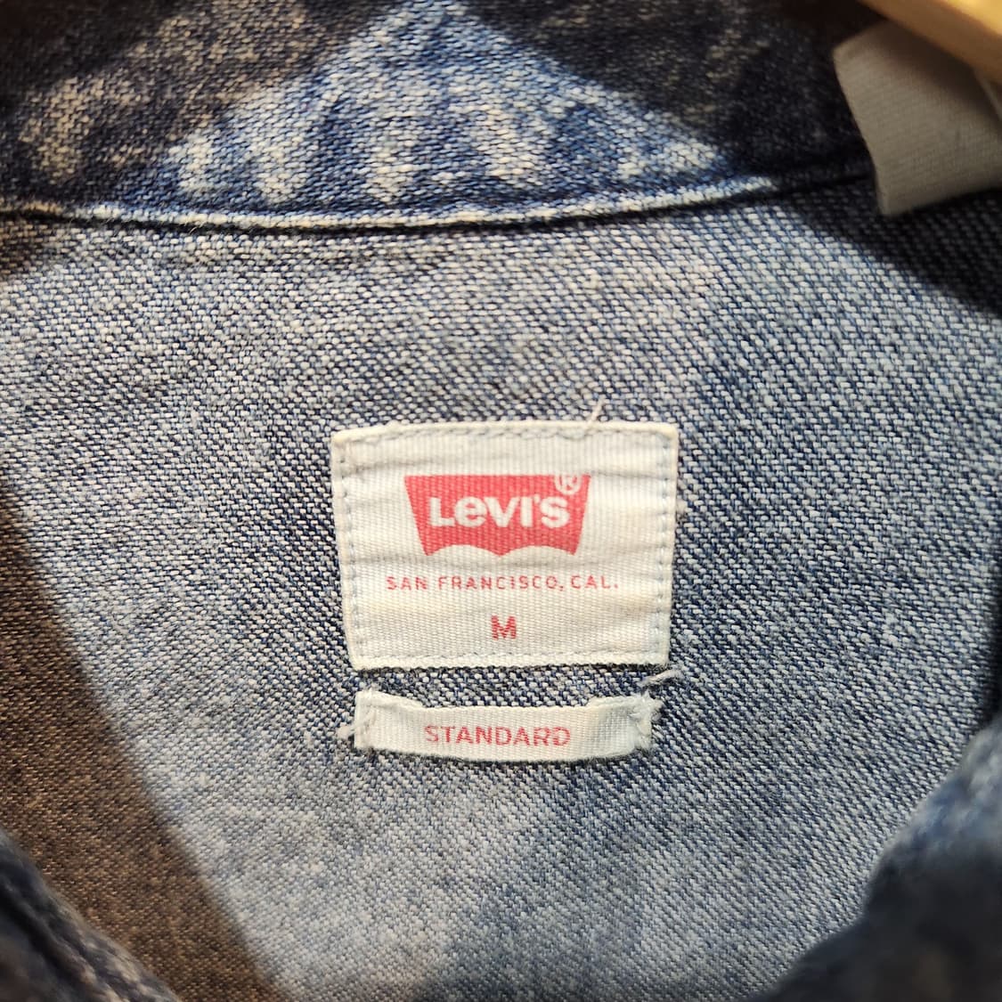 리바이스 웨스턴 데님 셔츠 (연청) 상품이미지3