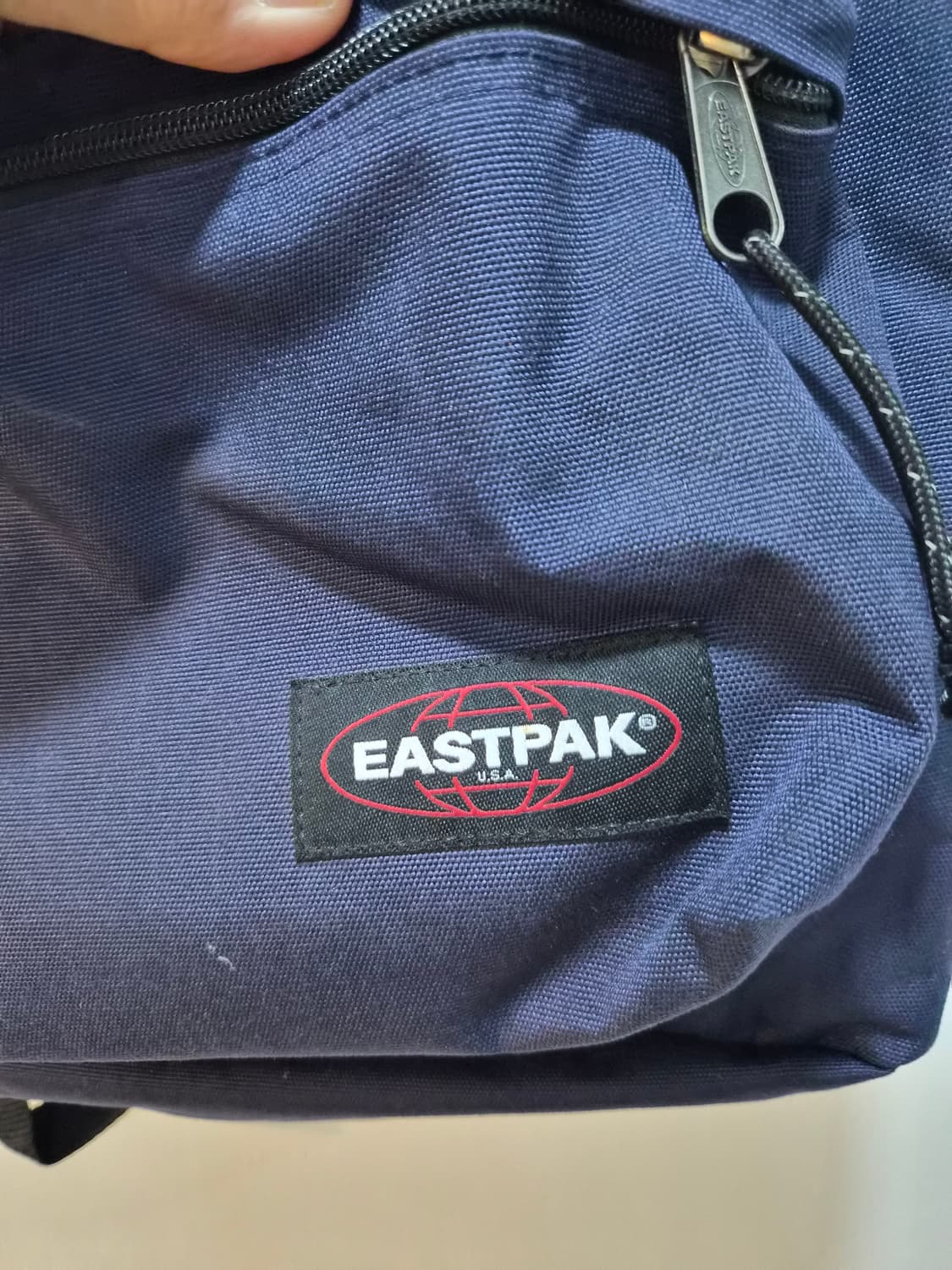 OS) EASTPAK 이스트팩 백팩 팝니다 상품이미지3