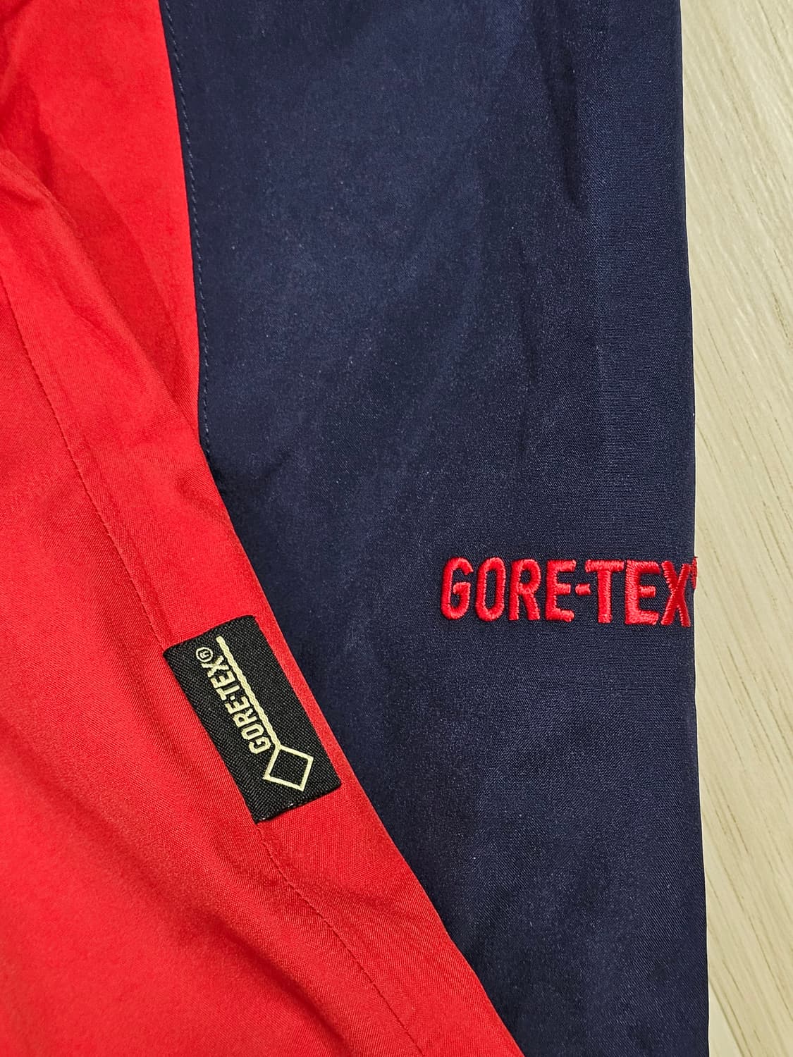 ​[95] 밀레 M-리미티드 고어텍스 패치 방수 자켓 레드/네이비 상품이미지3