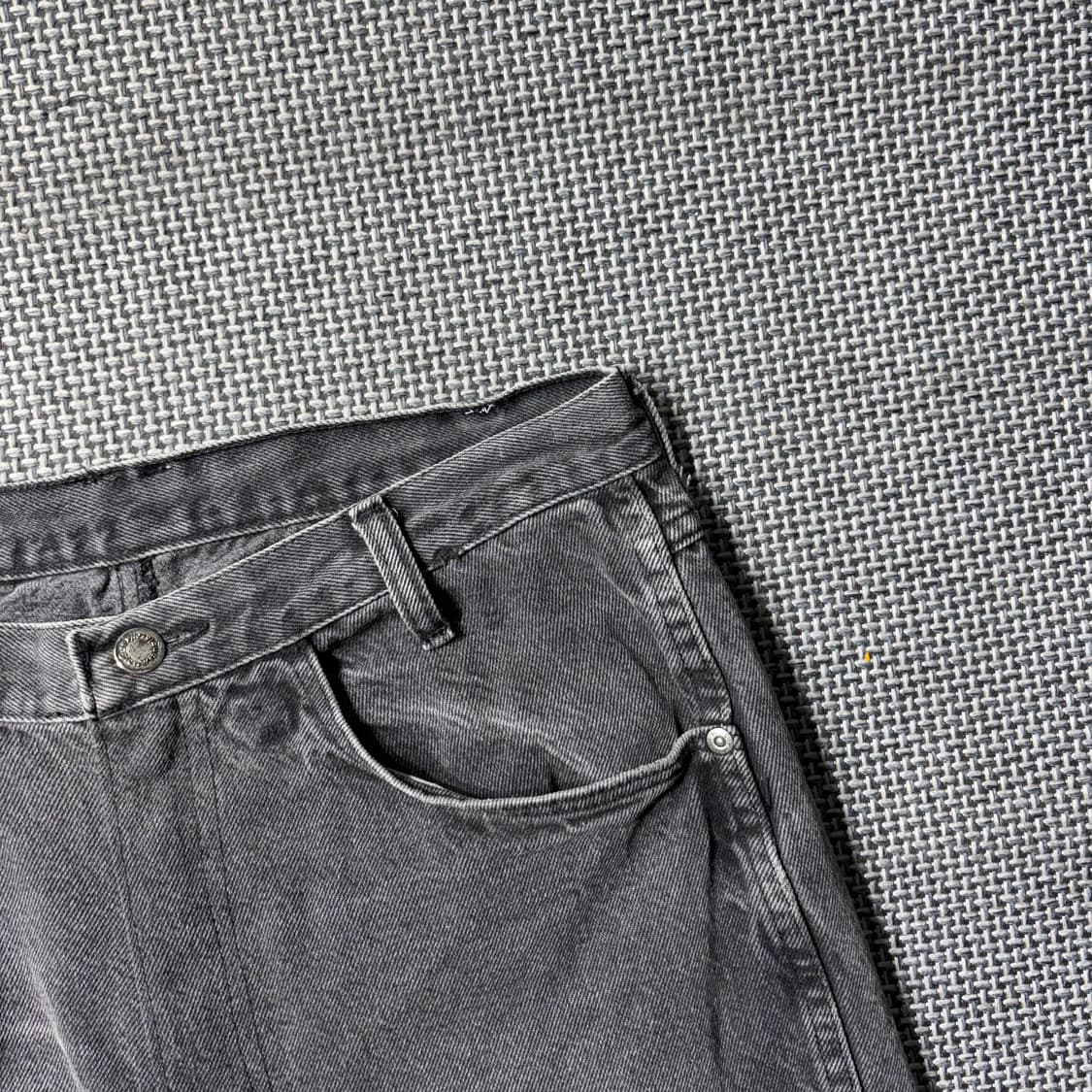 랭글러 블랙 카펜터 데님 반바지 (32) 상품이미지3