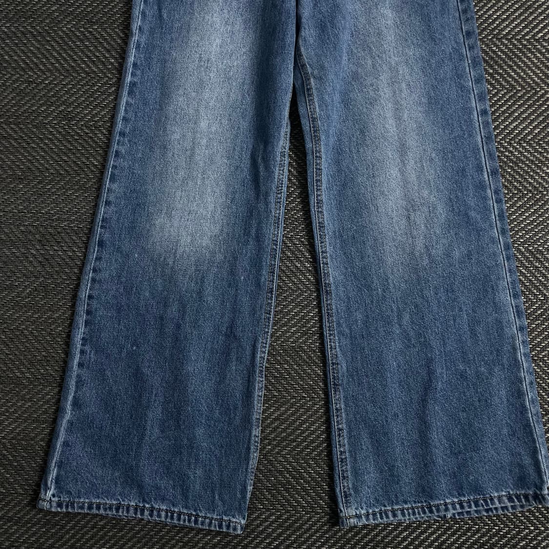 빈티지 절개 디테일 워싱 와이드핏 데님 팬츠o 3658 상품이미지2