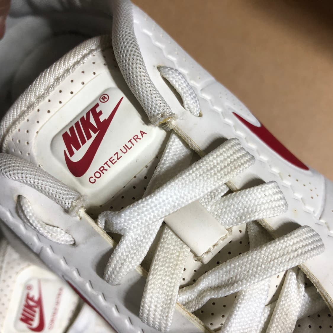 나이키 코르테즈 울트라 모이어 흰파빨 상품이미지4
