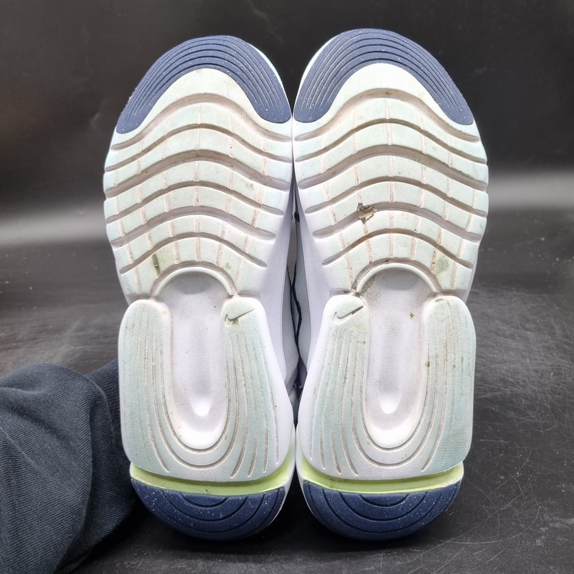 나이키 플렉스플럭스 아동운동화240 상품이미지3