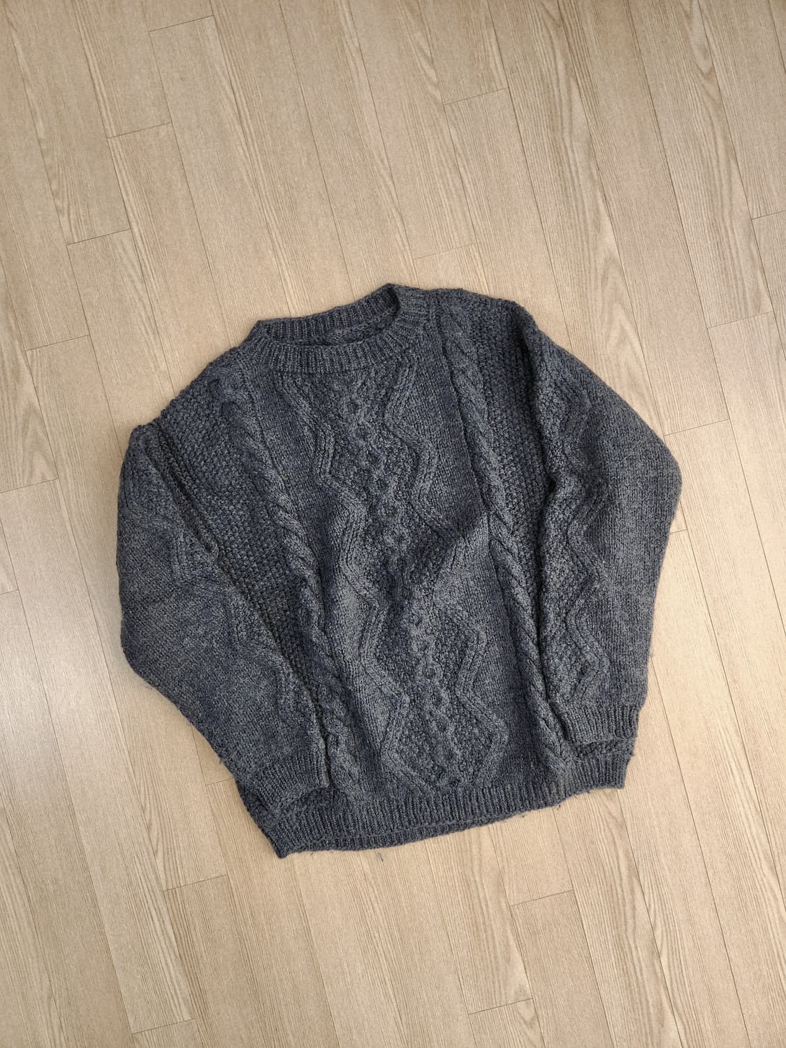 핸드워크 모크넥 헤비울 짜임 니트 상품이미지4