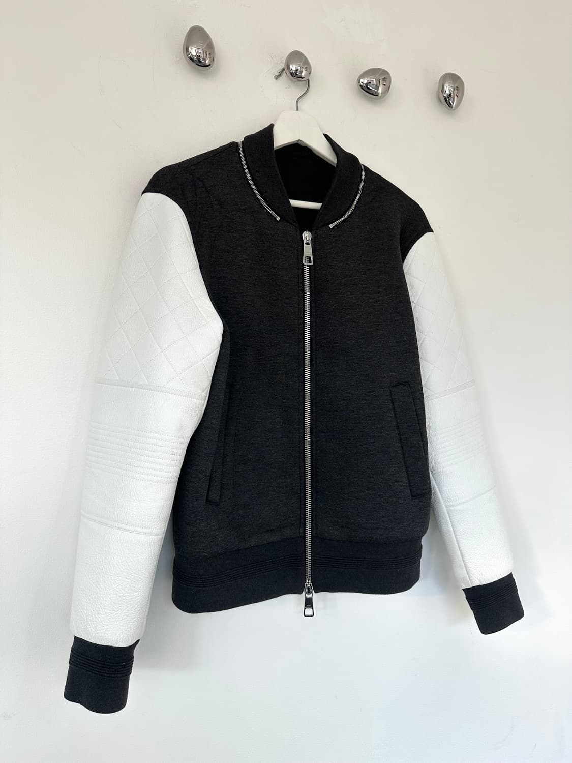 닐바렛 램스킨 레더 봄버핏 바시티 자켓 상품이미지2