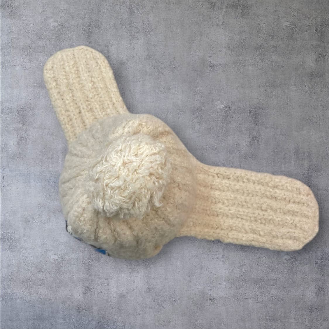 비이커 Beaker 아이보리 알래스카 패치 귀달이 니트 비니  상품이미지3