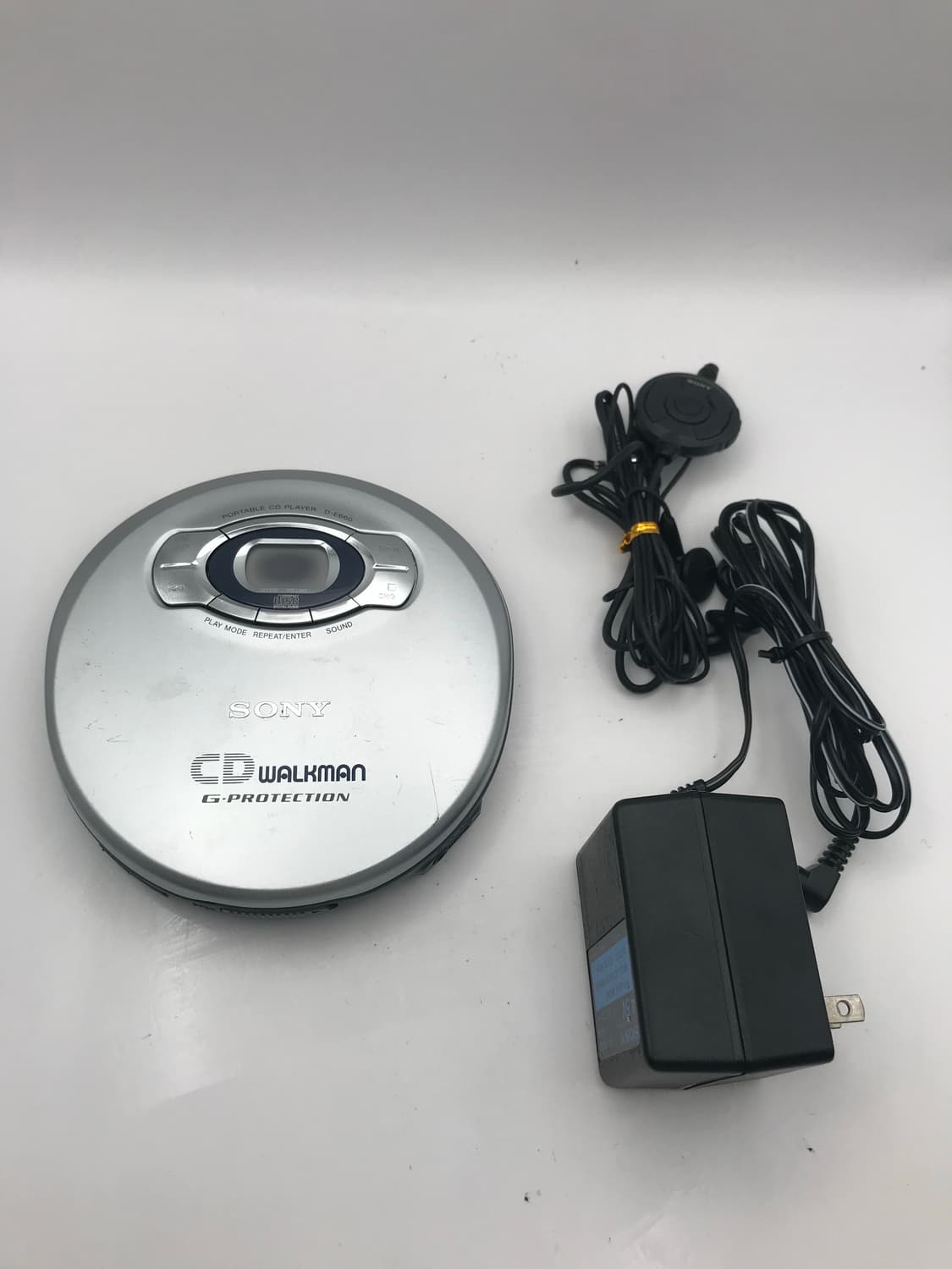 Sony CD player Walkman D-E660 (릴리슈슈 에디션) 상품이미지3