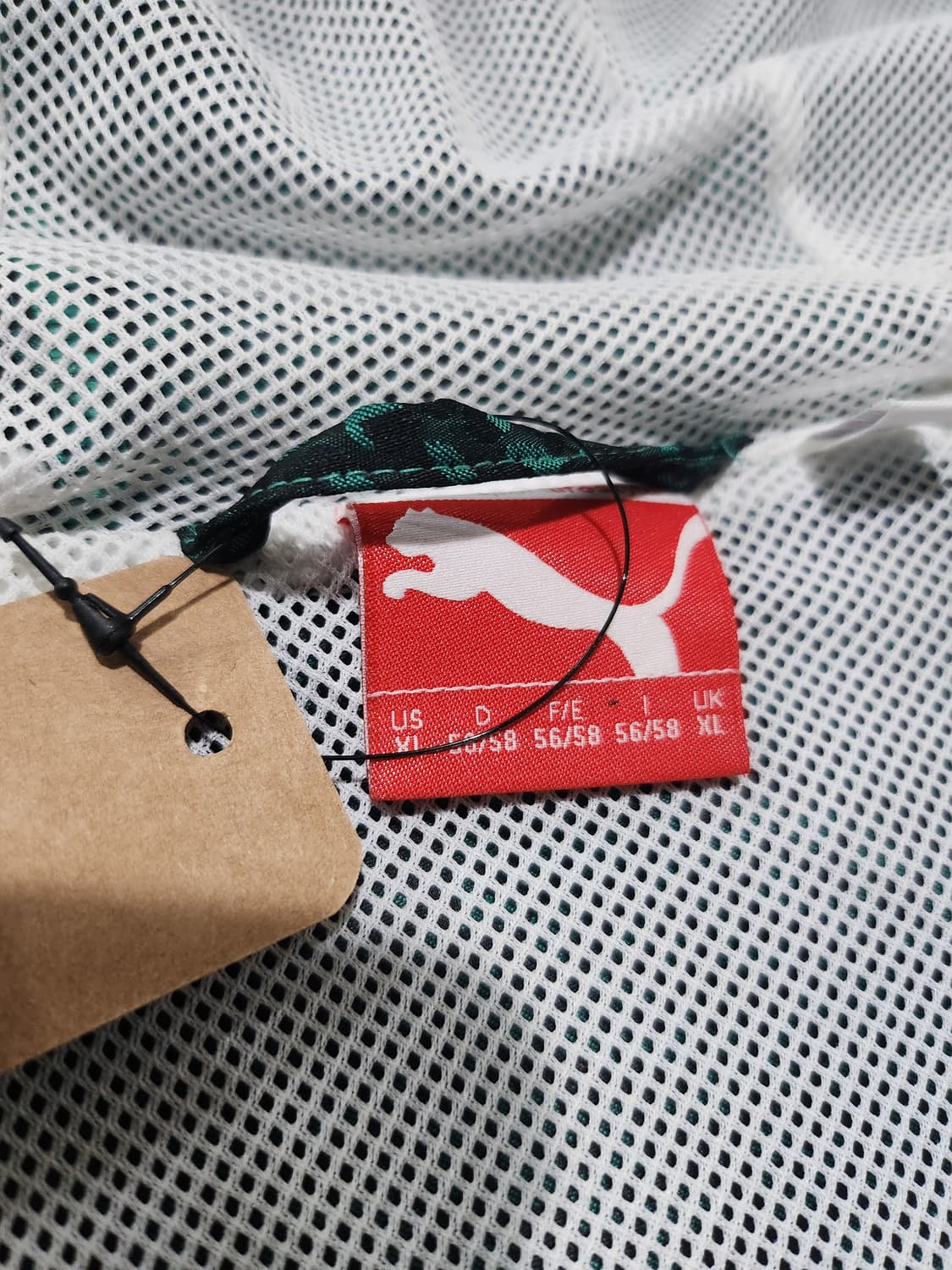 푸마(PUMA) 유니크 패턴 후드 바람막이 XL(새상품) 상품이미지4