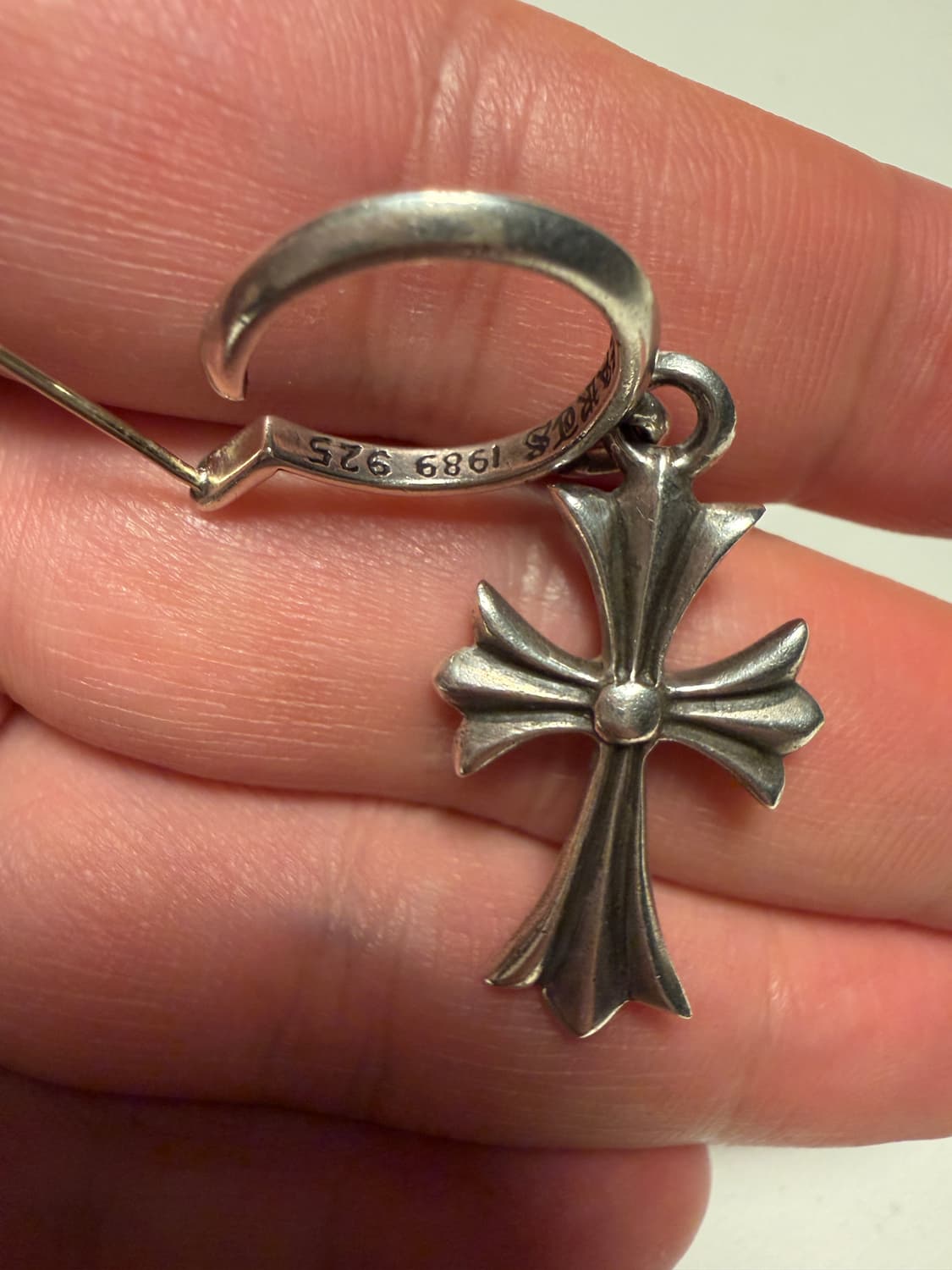 Chrome Hearts 크롬하츠 타이니 CH크로스 후프 이어링 귀걸이 상품이미지3