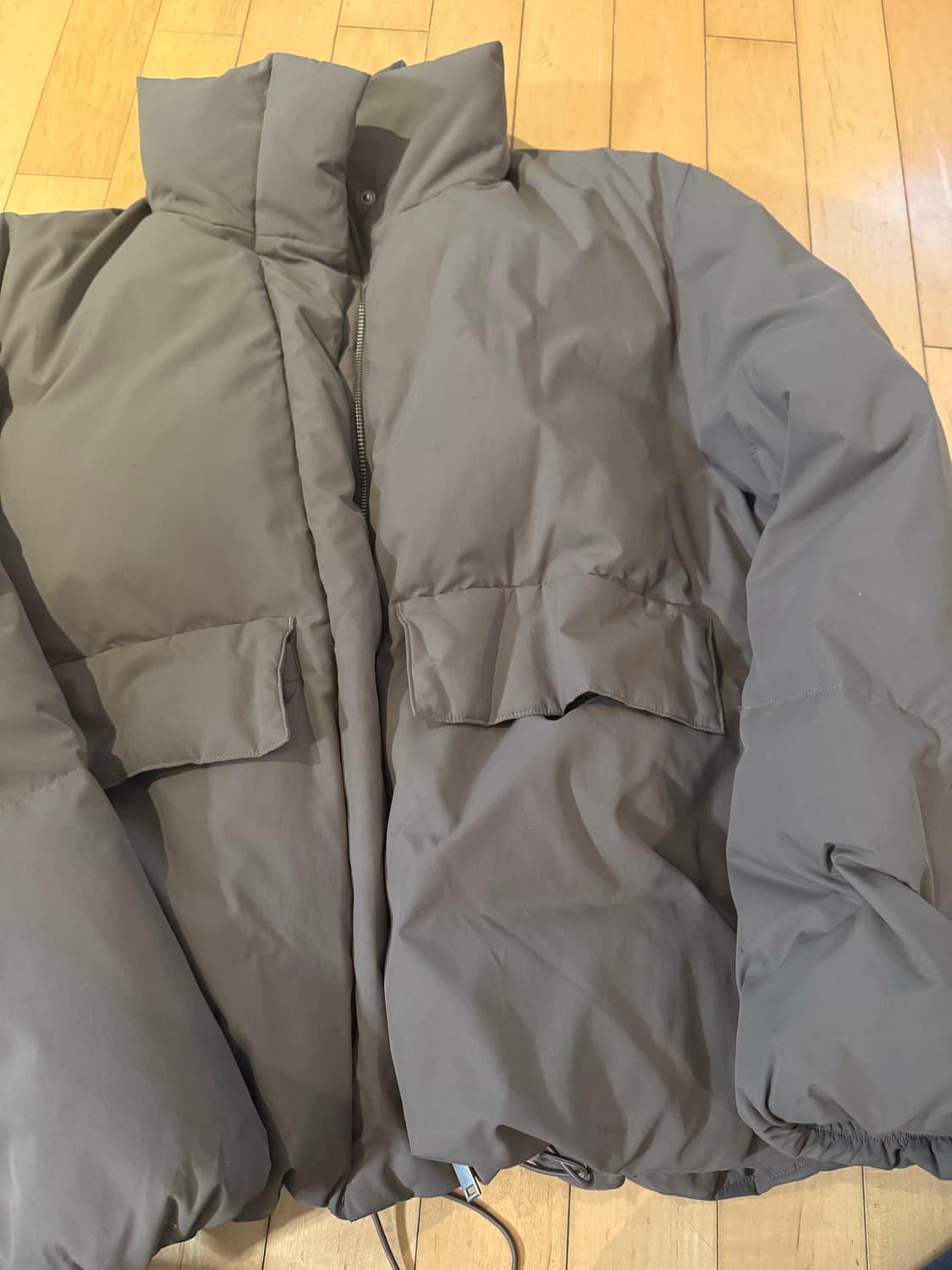 COS 코스 푸퍼 다운 패딩 42사이즈 상품이미지1