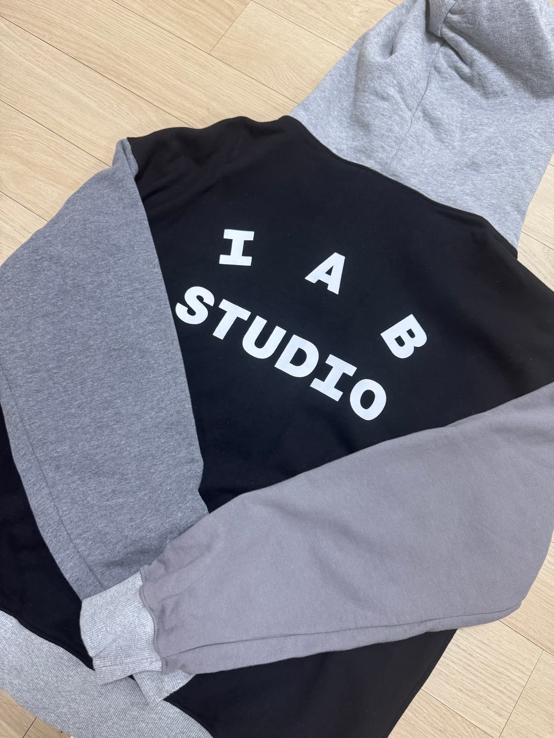 IAB Studio 아이앱 스튜디오 니니즈 후드집업 L 상품이미지3