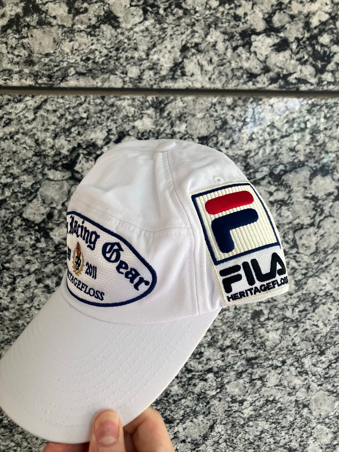헤리티지플로스 x 필라 화이트 볼캡 캡 모자 상품이미지2