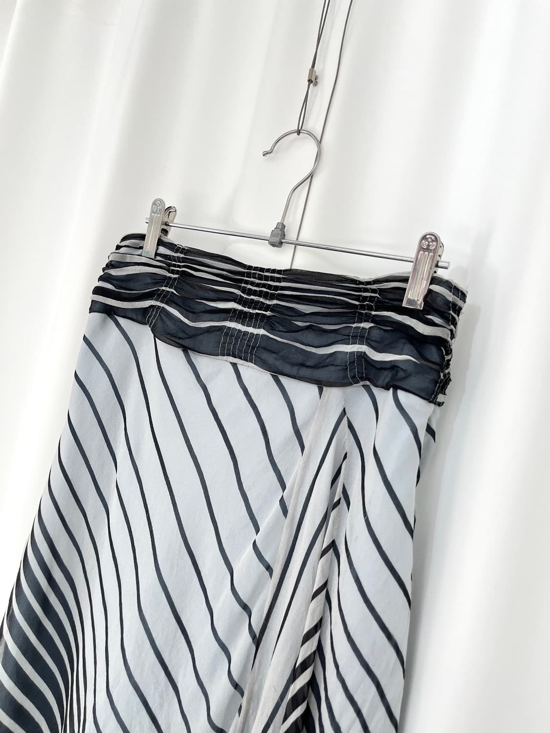 BCBG MAXAZRIA silk skirt 상품이미지2
