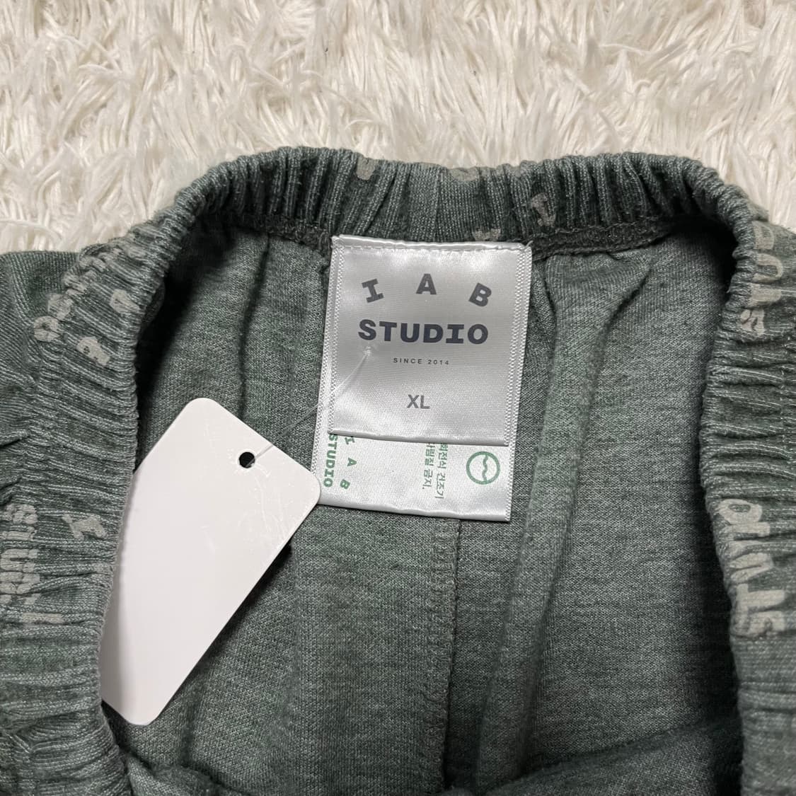 IAB Studio green sweatpants 상품이미지5