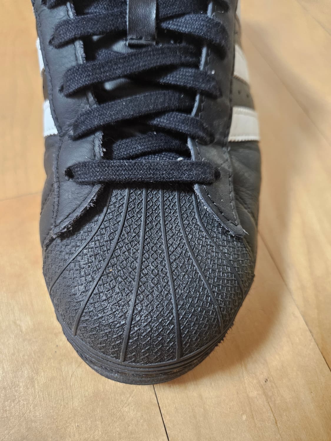 아디다스 슈퍼스타 블랙 화이트 검흰 265 (새상품급/S급/상태 최상) 상품이미지3