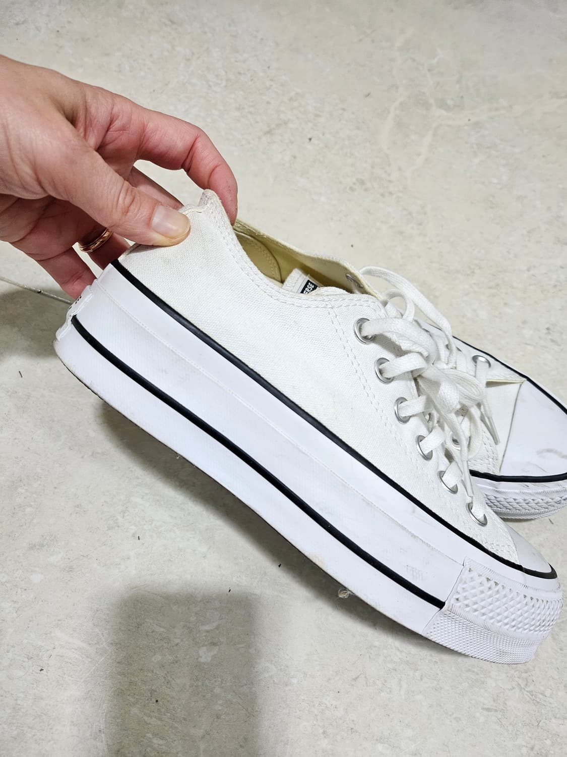 컨버스 척테일러 플랫폼 230 상품이미지4