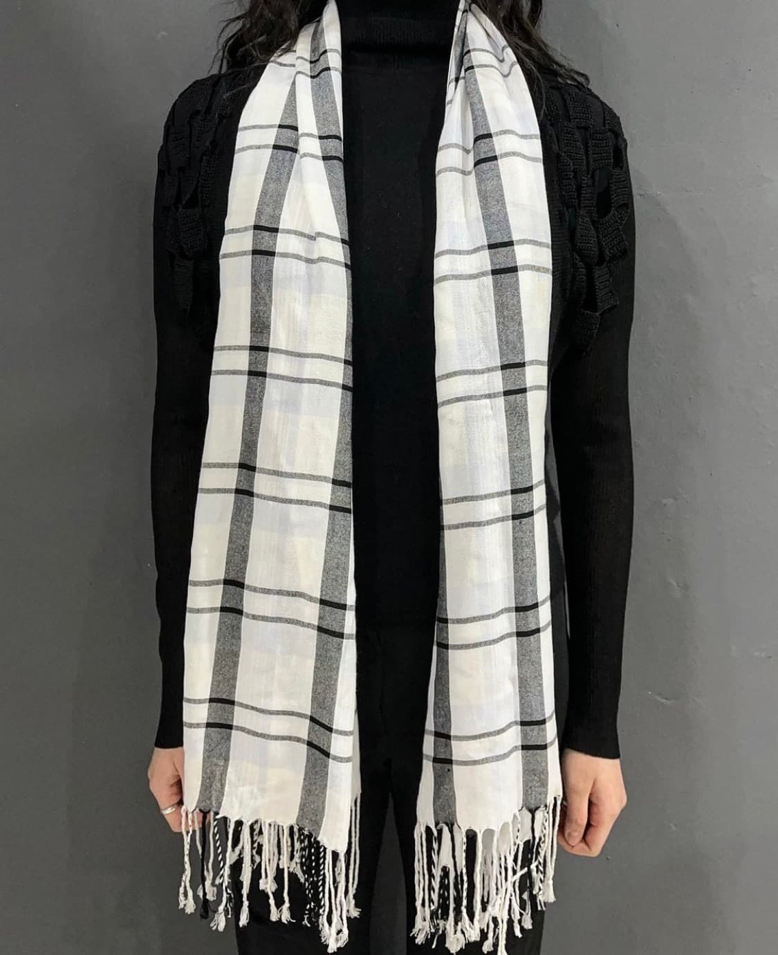 Jayro 레이온 마드라스 체크 패턴 디테일 머플러 상품이미지2