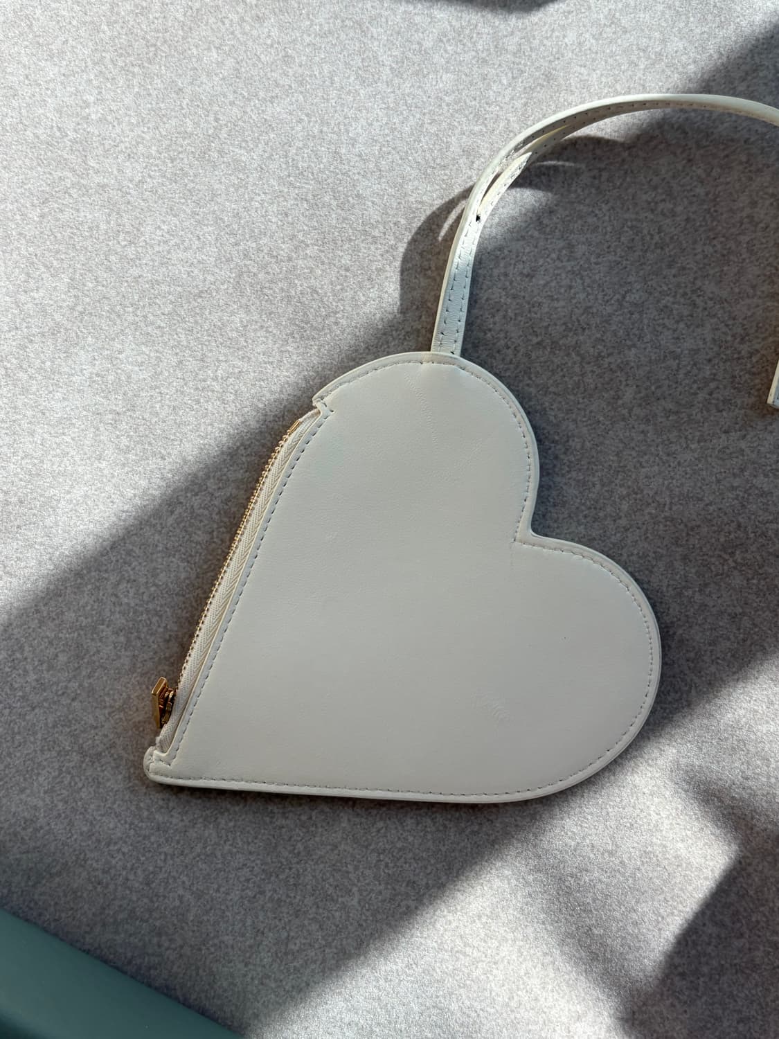 질샌더 하트 레더 파우치 화이트 상품이미지2