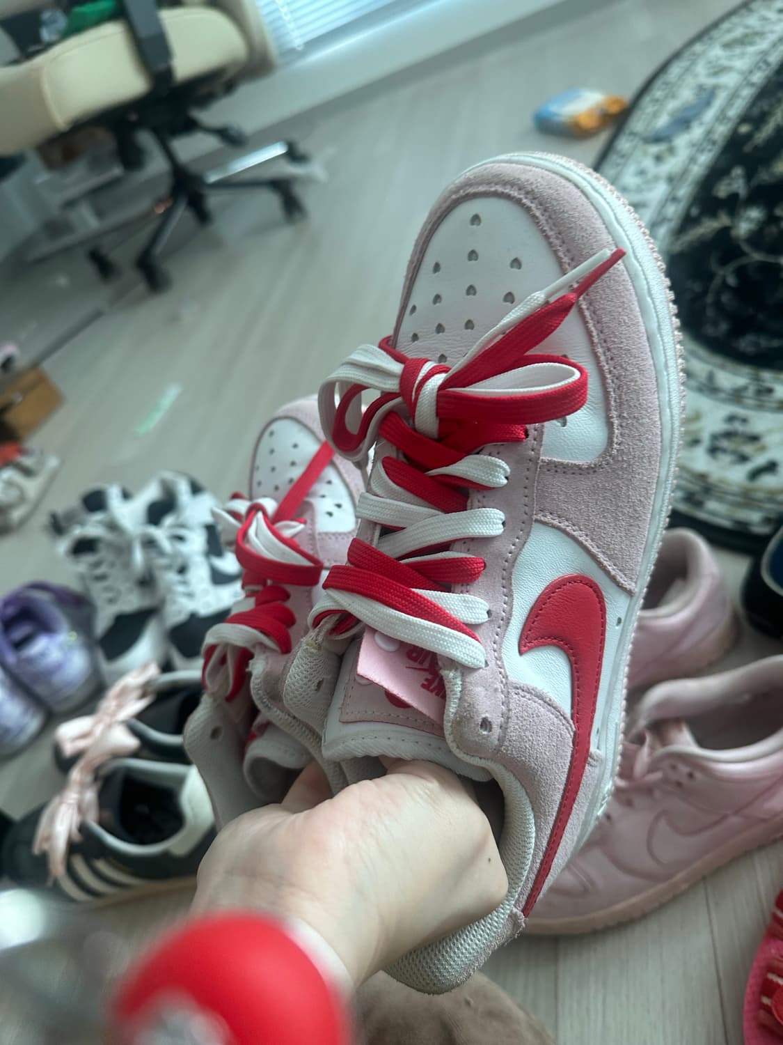 나이키 발렌타인 에어포스 250 상품이미지1