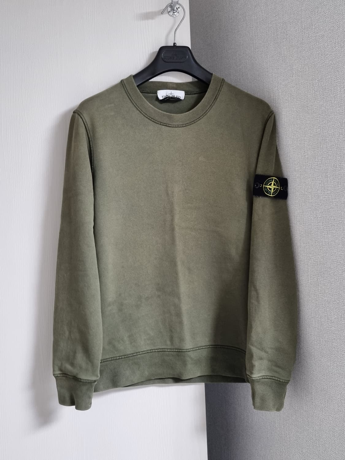 스톤아일랜드 맨투맨 상품이미지1