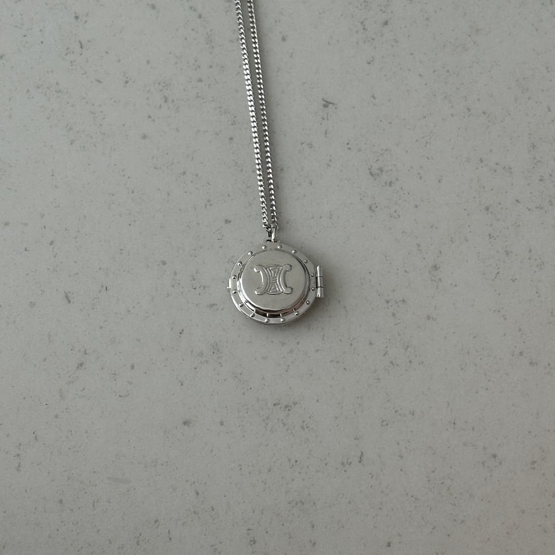 셀린느 목걸이 상품이미지1