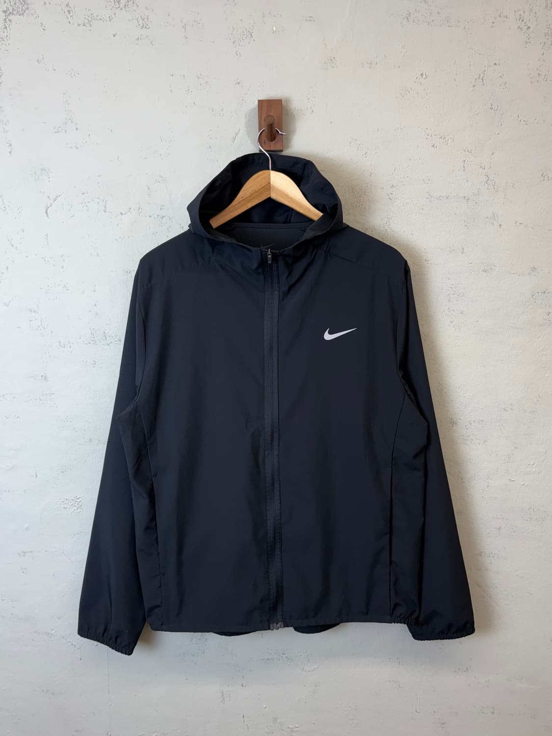 나이키 드라이핏 초경량 러닝 바람막이 상품이미지1