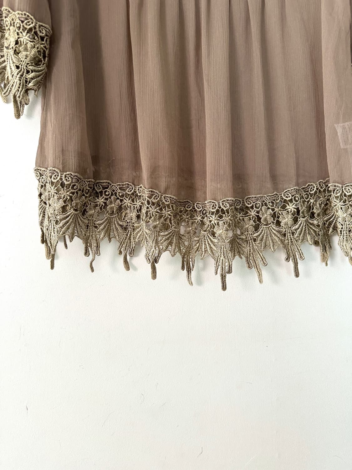 SCOTCH CLUB sheer moca blouse 상품이미지3