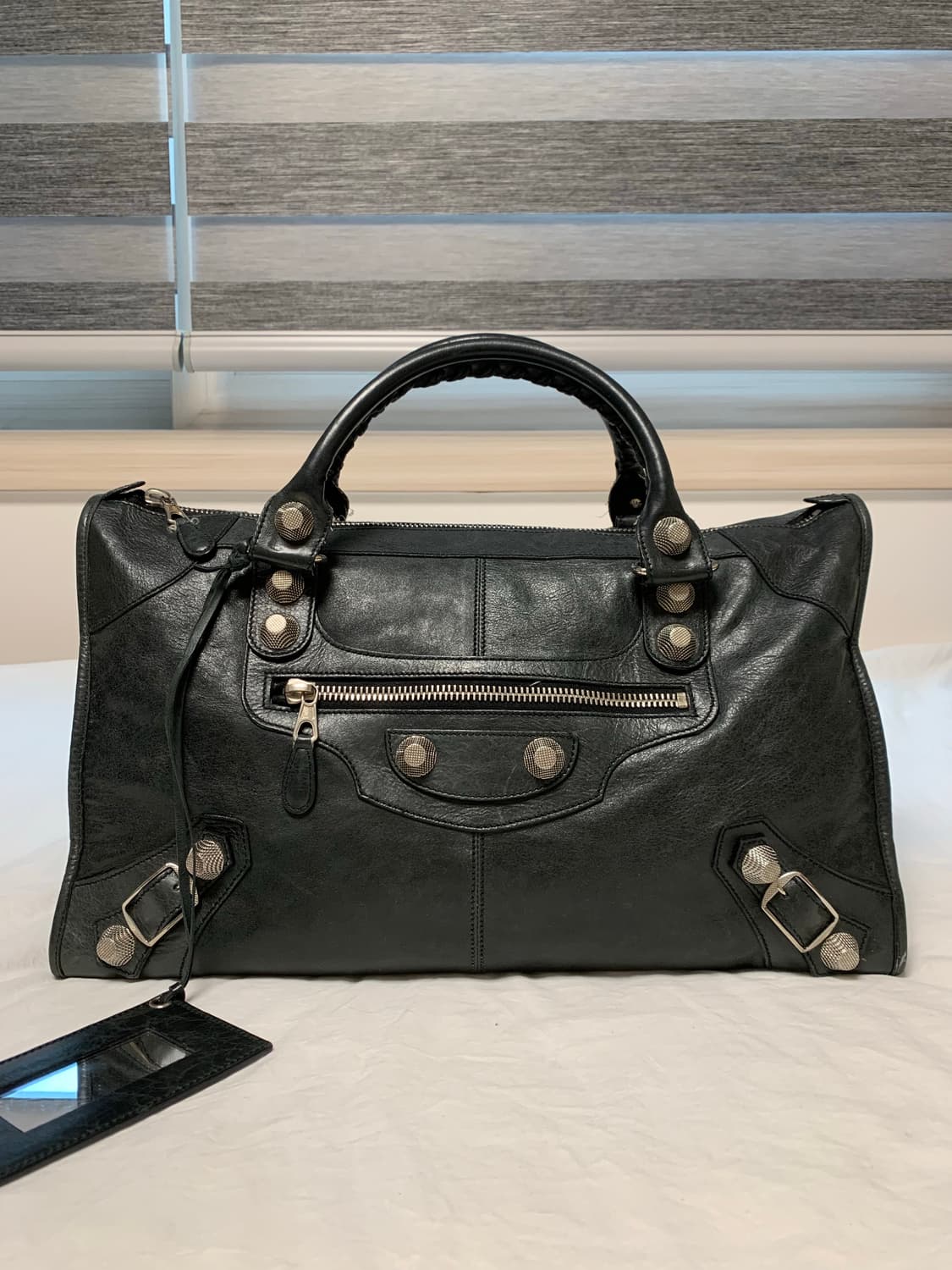 발렌시아가 시티백 모터백 라지 상품이미지1