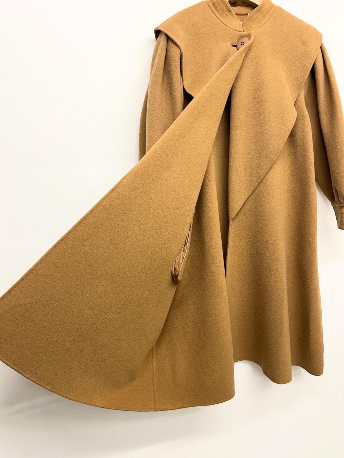 Sanyo Soleil 빅카라 롱 코트 상품이미지4