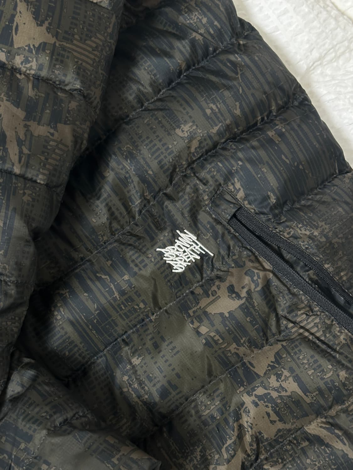 브라운브레스 경량패딩 L 상품이미지1