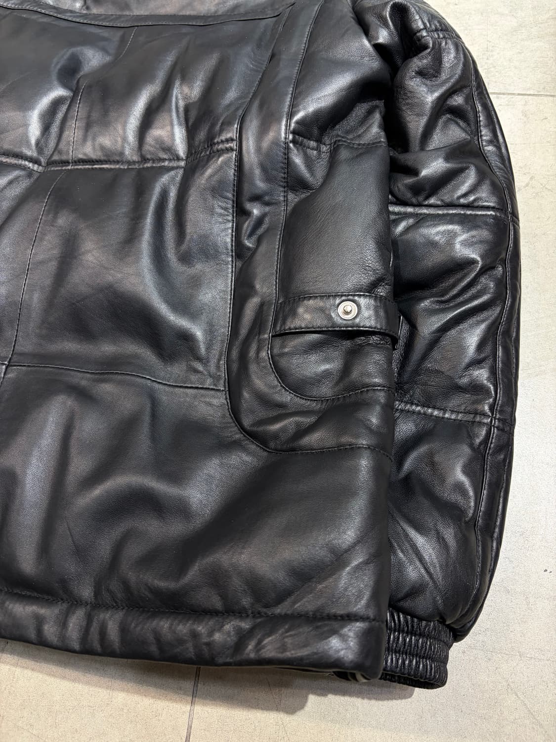 Male & co 양가죽 레더 패딩 자켓 상품이미지6