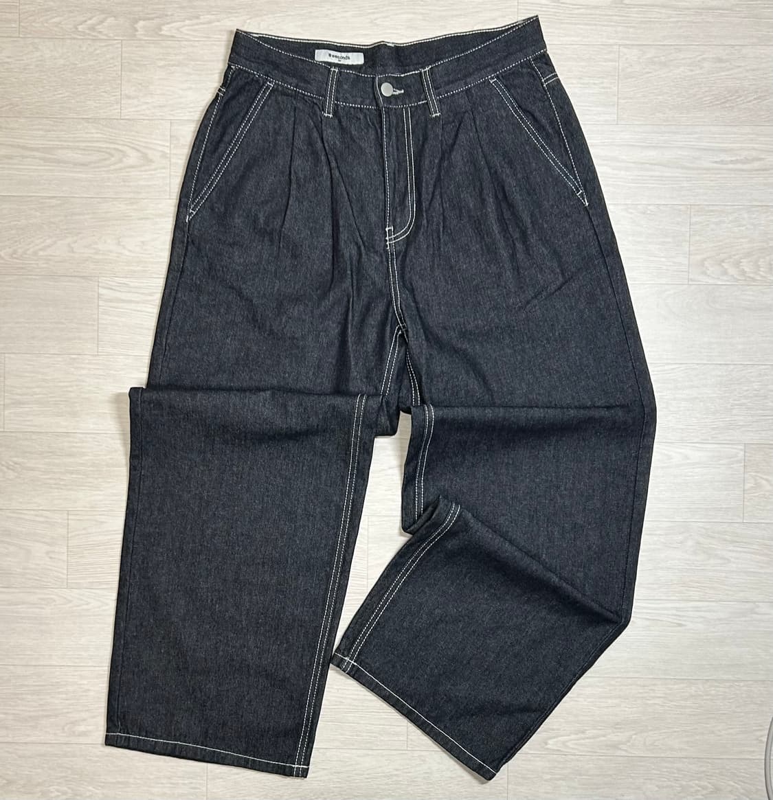 에잇세컨즈 바지 판매합니다 상품이미지1
