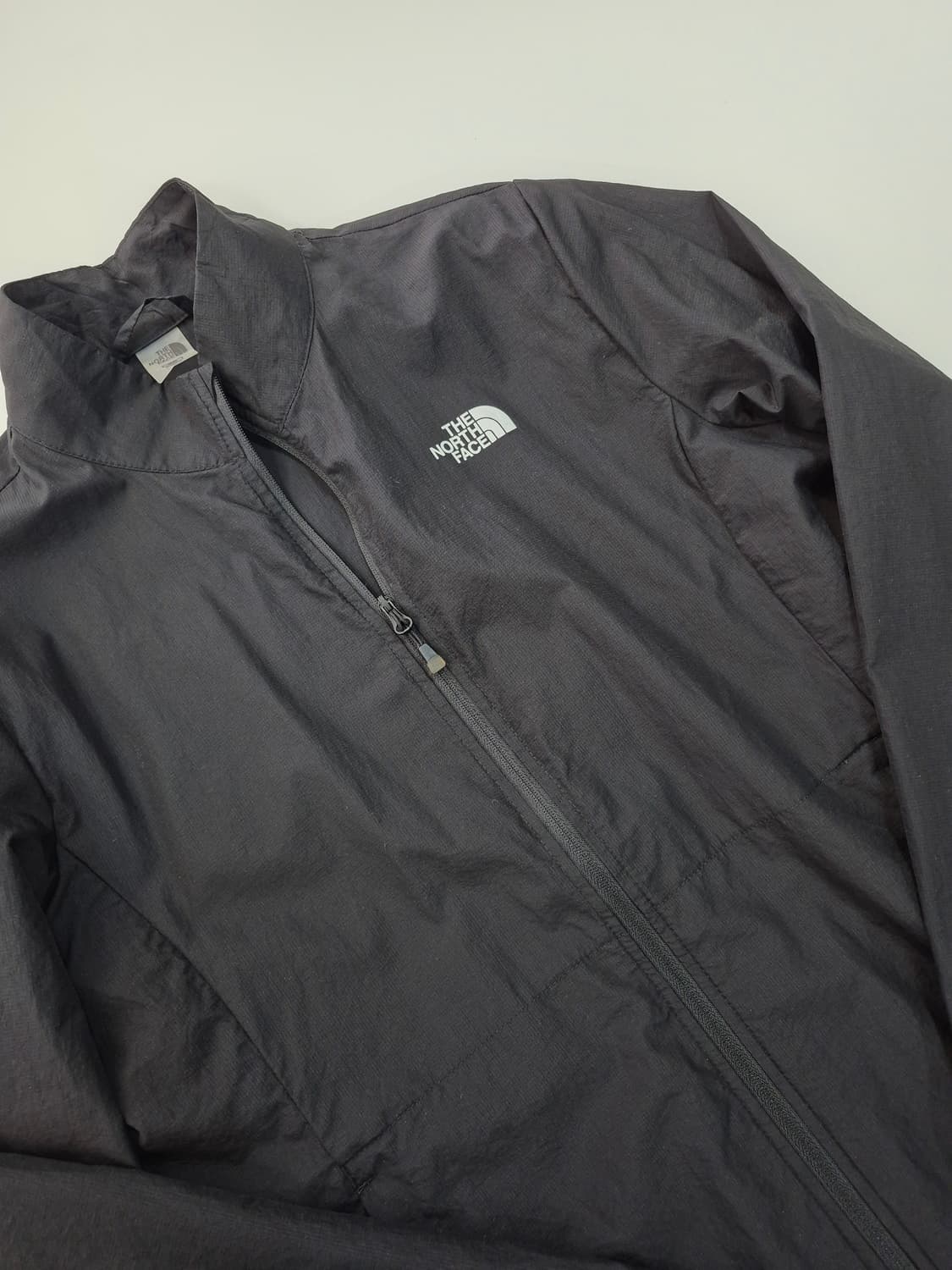 여성90)노스페이스 얇은 홑겹 바람막이 상품이미지4