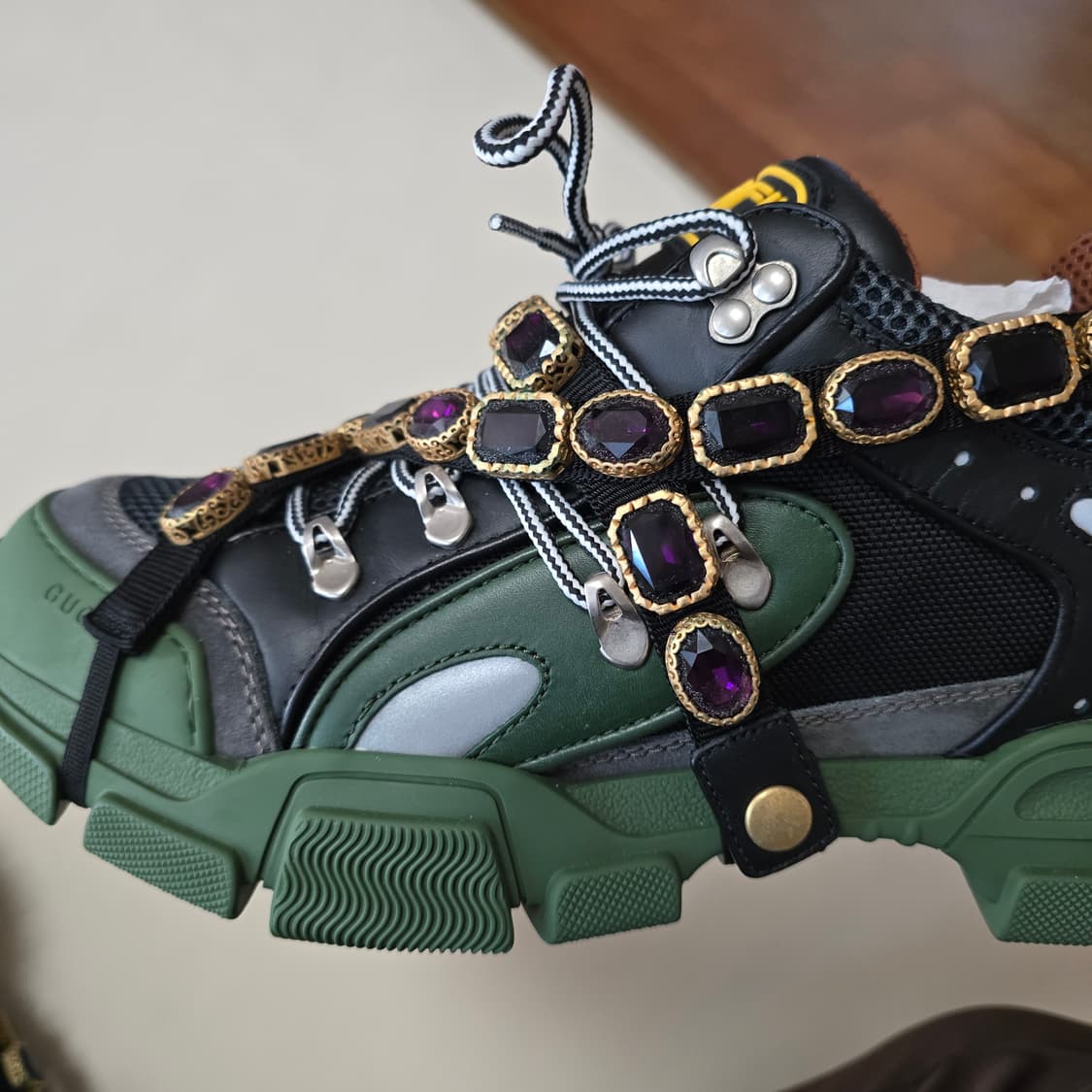 19ss 구찌 크리스탈 프래시트렉 스니커즈(280) 팝니다. 상품이미지6