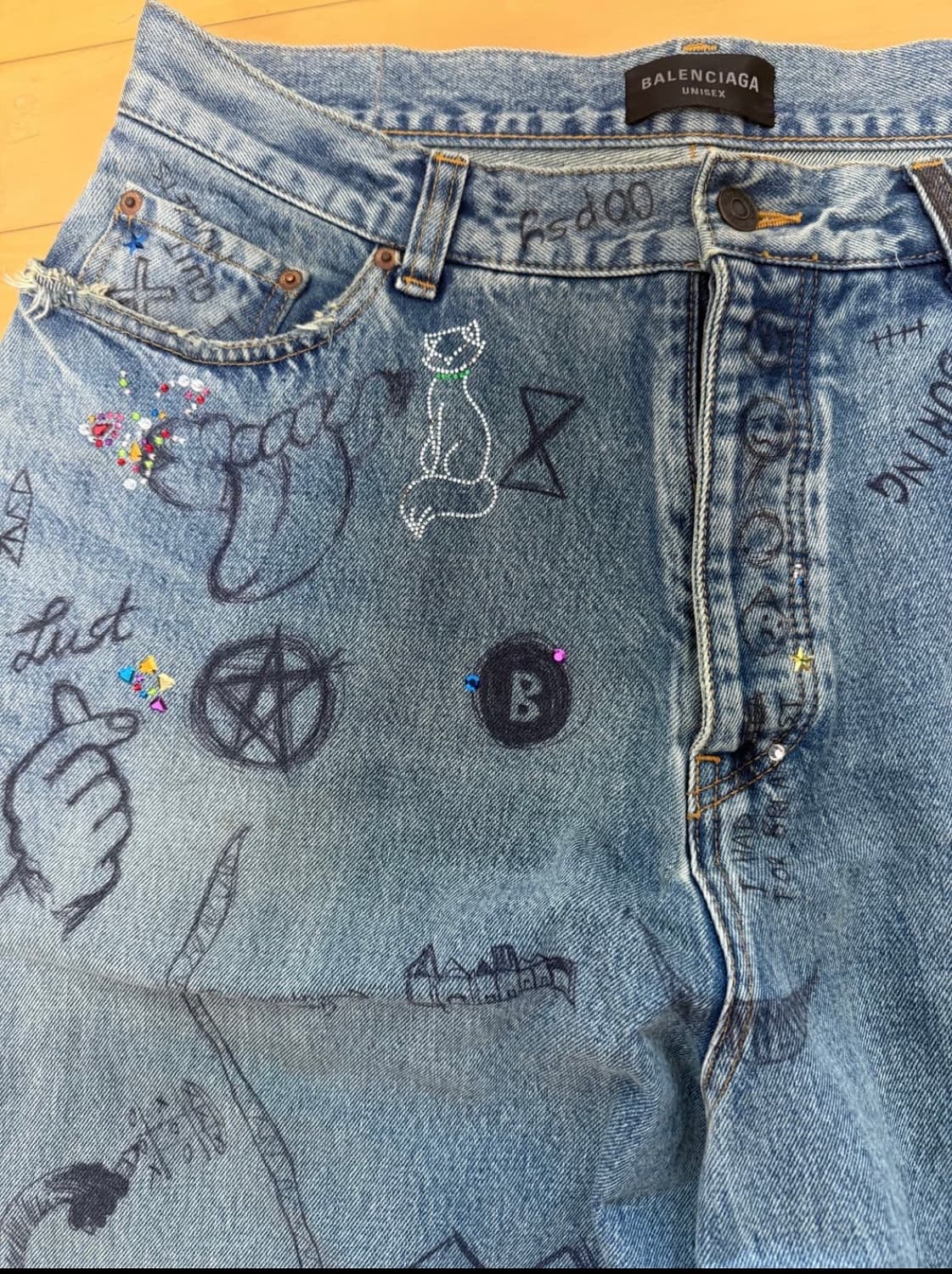 구매) 발렌시아가 라인스톤 배기팬츠 상품이미지1