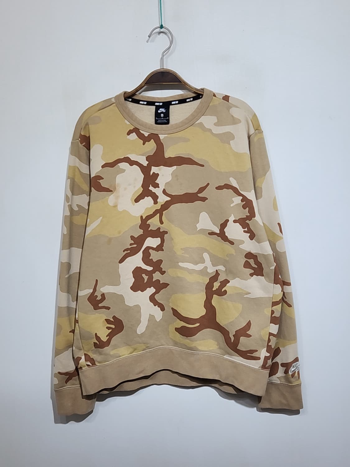 (XL) 나이키 맨투맨 카모패턴 기모 스웨트 티셔츠  상품이미지1