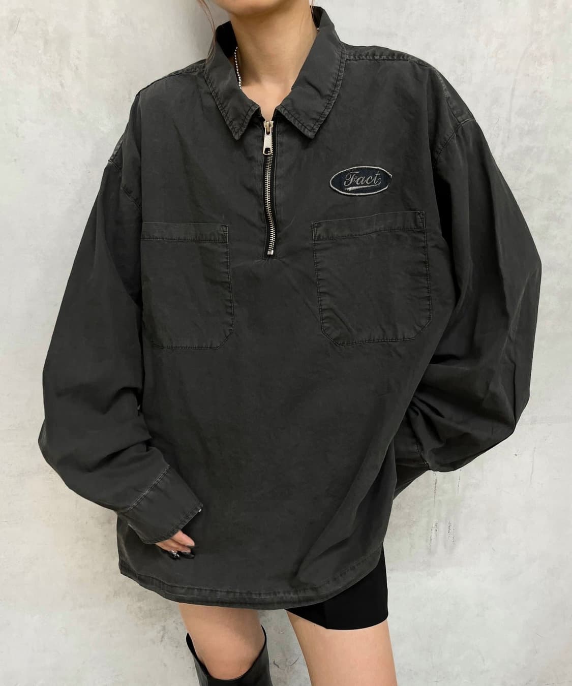 WHO'S WHO gallery Wappen Half Big Shirt 상품이미지3