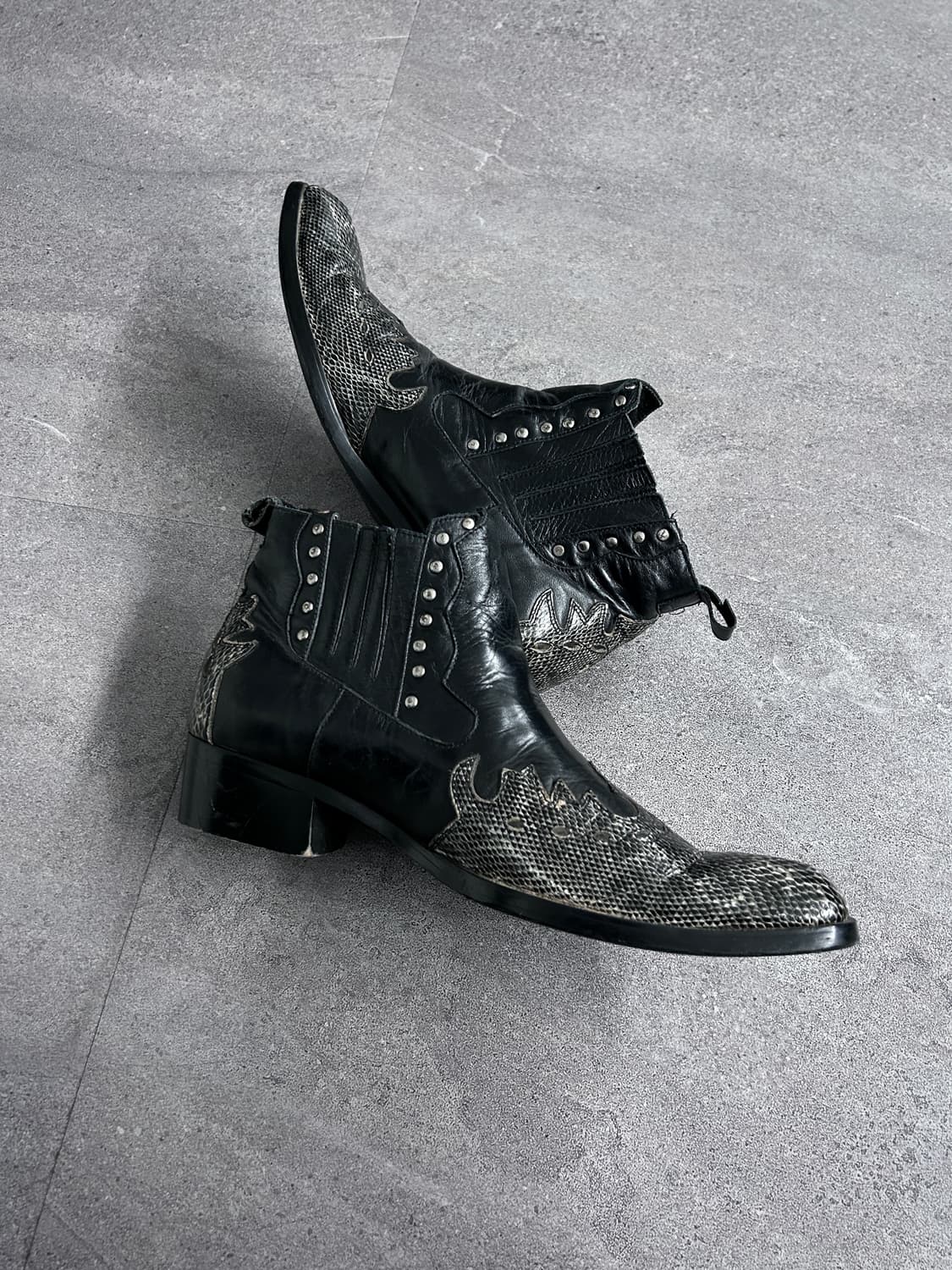 00‘s jpn 스네이크 스킨 판넬  스터드 부츠 상품이미지4