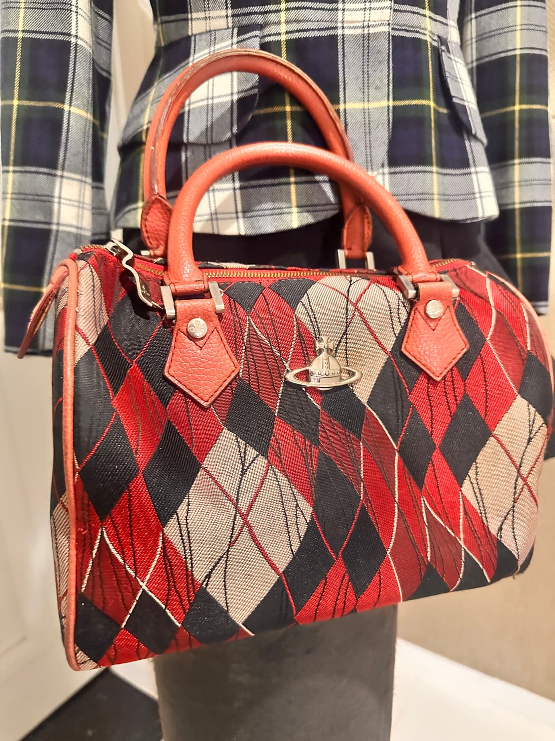 비비안웨스트우드 아가일 체크무늬 orb백 상품이미지1