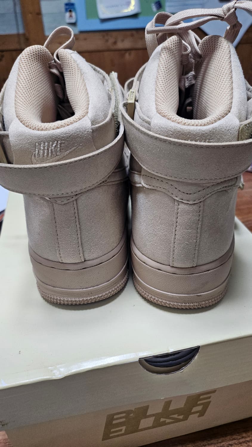 빌리 아일리시 나이키 air force1 high 상품이미지3
