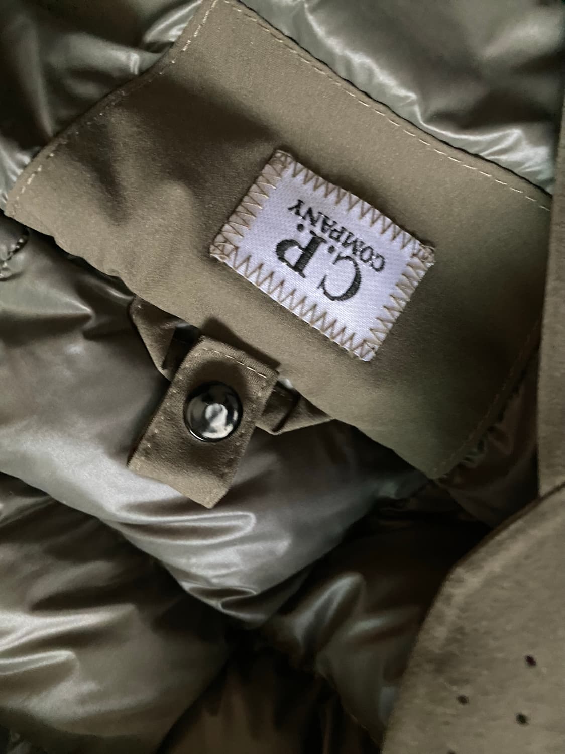 정품 cp컴퍼니 dd쉘 조끼패딩 상품이미지7