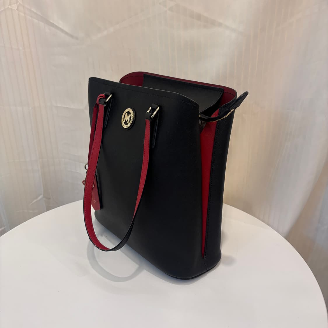 정품 메트로시티 사피아노 숄더백     상품이미지3